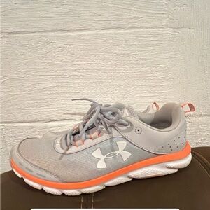 Size 11 women’s shoes worn a few times